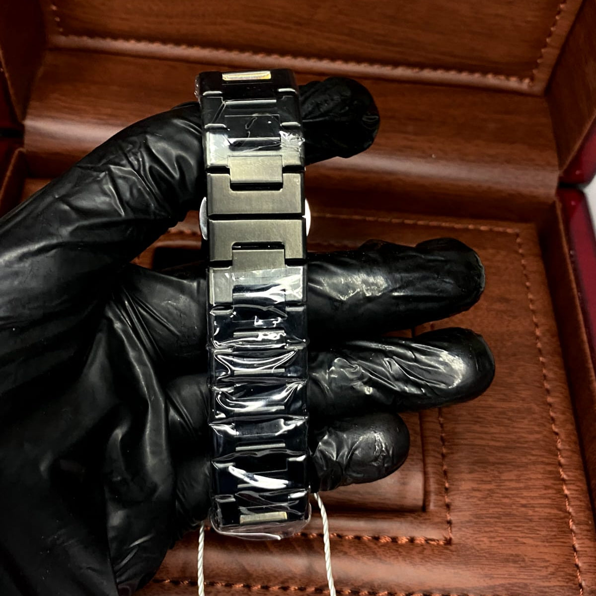 Black Arabic Aura Stainless Steel Edition