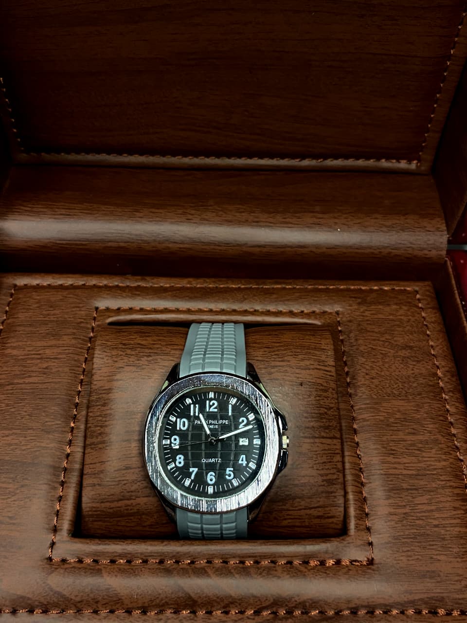 PP Aquatic Edge Dial Edition